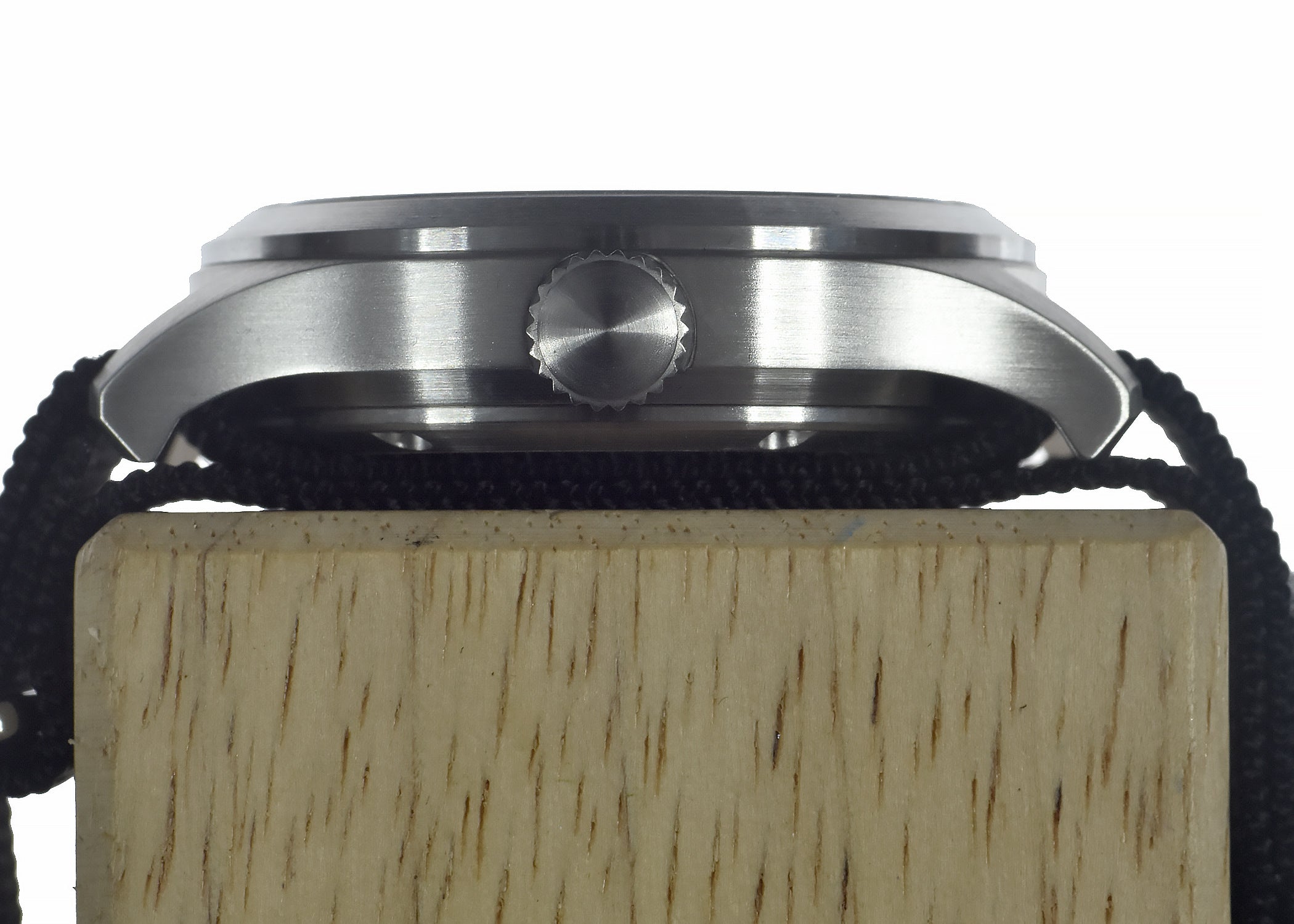 Aeschbach Classic 1950s/60s Pattern Field Watch with a 24 Jewel Automatic Movement