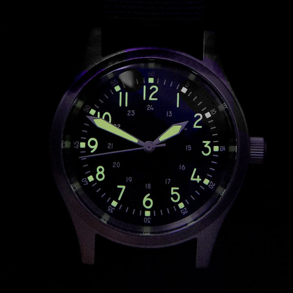 A-17 U.S 1950s Korean War Pattern Military Watch with Shatter and Scratch Resistant Box Sapphire Crystal (Automatic)