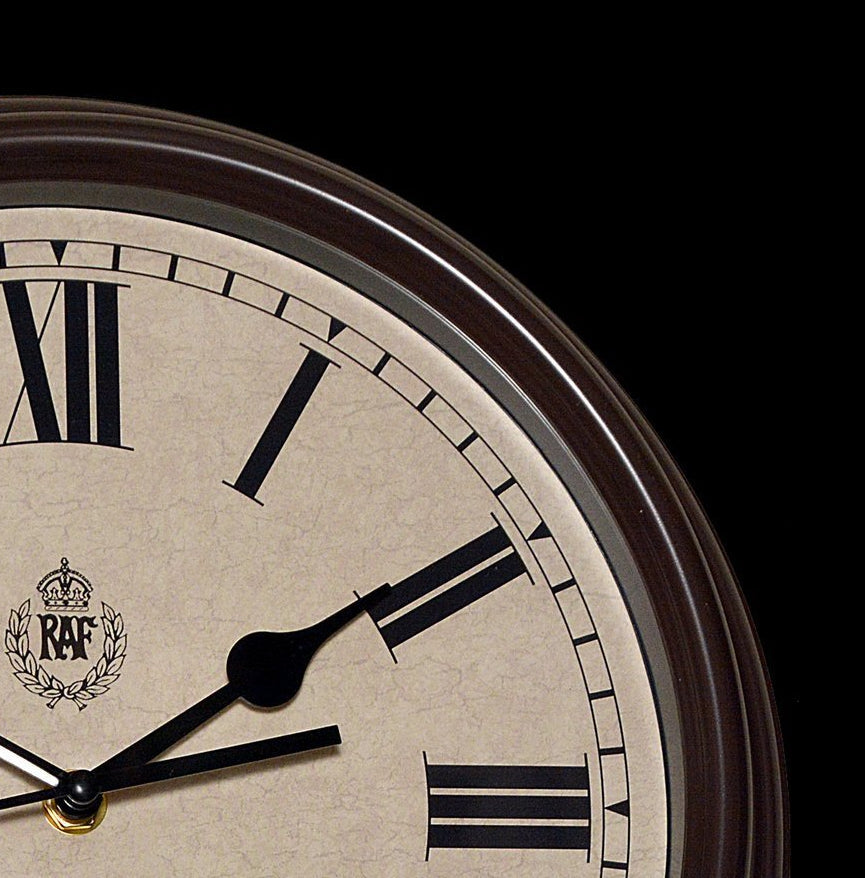 Horloge murale réplique motif Bataille d'Angleterre Royal Air Force 1940 avec mouvement quartz silencieux et trotteuse (taille 12"/30,5 cm)